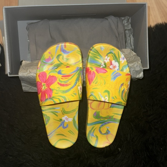 🔥💐AUTHENTIC YELLOW BALENCIAGA FLORAL SLIDES 🛝 SIZE 38 - Picture 8 of 9
